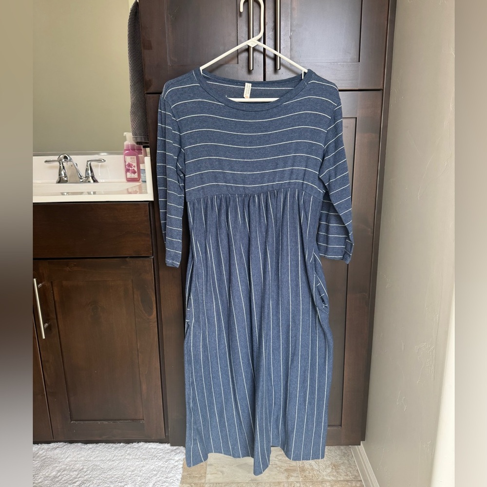 Striped Blue Everyday Midi Dress with Pockets